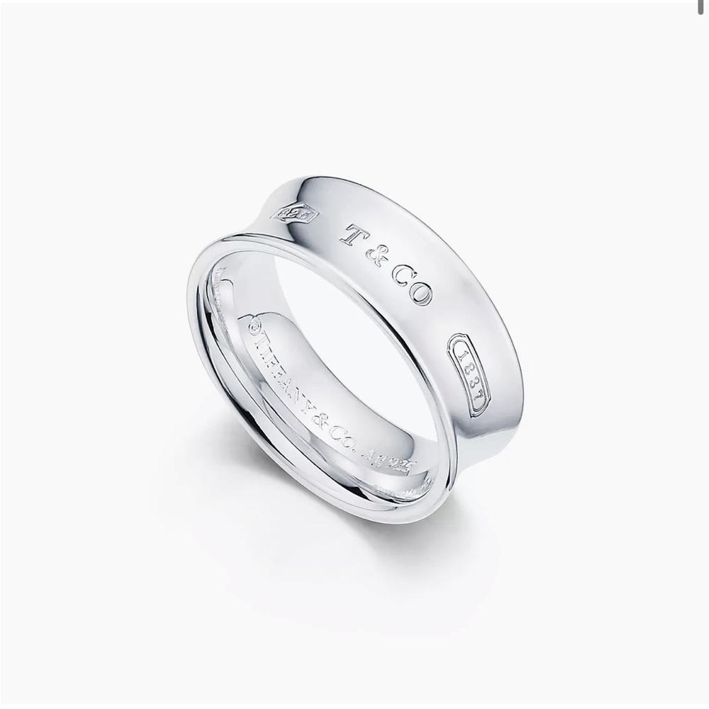 Tiffany & Co. Ring in Silver, Medium